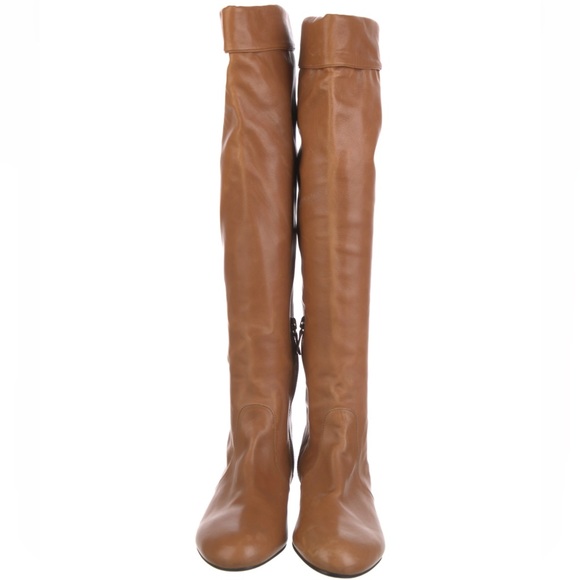 Prada designer boots flat with rubber sole - Picture 3 of 9